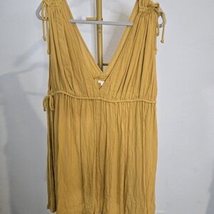 O'Neill Mustard Yellow V-Neck Top